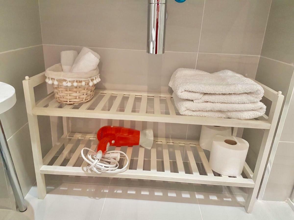Apartamento Mugica 22 Apartment โลโกรโญ ภายนอก รูปภาพ